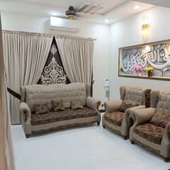 5 Marla Full Furnished House Available For Rent Near Park Musjid Or Commercial