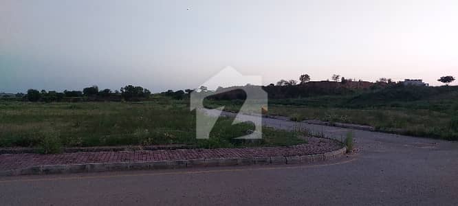 بحریہ ٹاؤن فیز 8 ۔ بلاک کے بحریہ ٹاؤن فیز 8,بحریہ ٹاؤن راولپنڈی,راولپنڈی میں 10 مرلہ رہائشی پلاٹ 65.0 لاکھ میں برائے فروخت۔