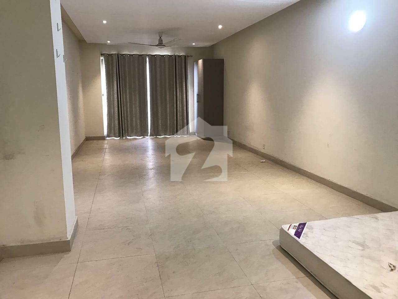 3 3