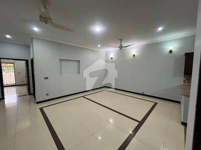 Elegant 11 Marla House for Sale Bahria Enclave, Sector A