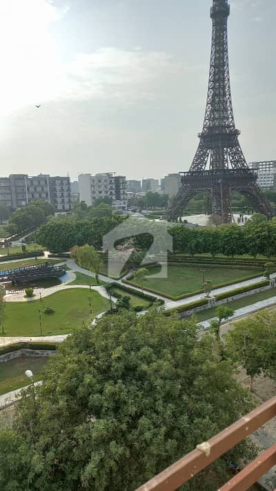 1 BED LIKE BRAND NEW LUXURY CONDITION EXCELLENT GOOD IDEAL FLAT FOR RENT IN BAHRIA TOWN LAHORE