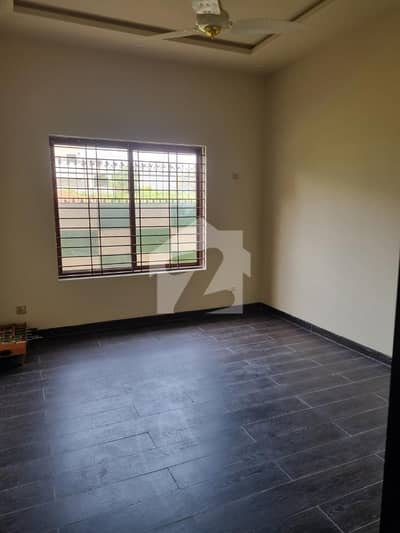 G-14/4 Used 60*100(25 Marla) house for sale