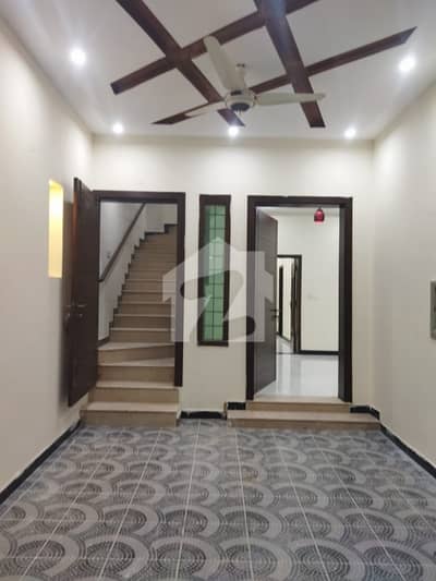 6 marla upper portion for rent