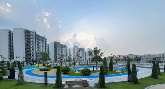 10 MARLA 3 BEDROOM APARTMENT AVAILABLE FOR SALE