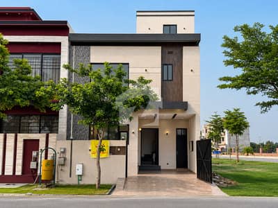 5 MARLA BRAND NEW HOUSE AVAILABLE FOR SALE (AT REASONABLE PRICE) IN ROYAL PALM CITY GUJRANWALA 5 MARLA BRAND NEW HOUSE AVAILABLE FOR SALE (AT REASONABLE PRICE) IN ROYAL PALM CITY GUJRANWALA
