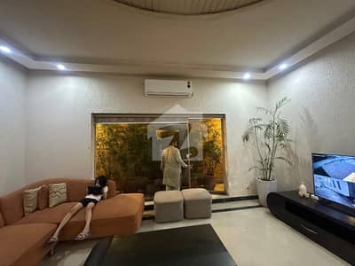1 KANAL HOUSE FOR SALE IN PUNJAB PHASE 2 MWIN COLLEGE ROAD LHR