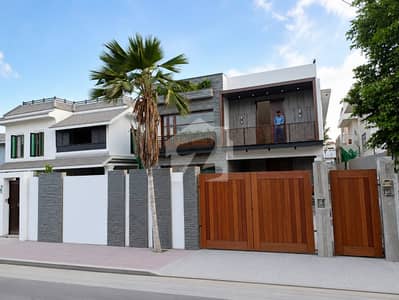 500 Yard Bungalow For Sale