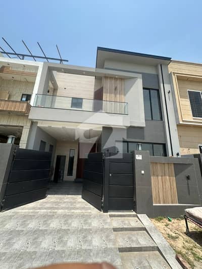 5MARLA BRAND NEW HOUSE FOR SALE KHAYABAN-E-AMIN C BLOCK OWNER BUILD HOUSE PRIME LOCATION
