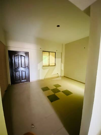 3 BED DD FIRST FLOOR BOUNDARY WALL CAR PARKING WEST OPEN 24 HOURS WATER GAS ELECTRICITY NEARBY HASAN SQUARE