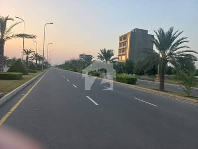 50ft road Plot No 140# Eastern Ext Possession Utility Paid For Sale