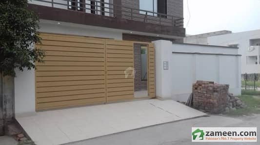 8 Marla Pair Triple Storey House For Sale At Good Location