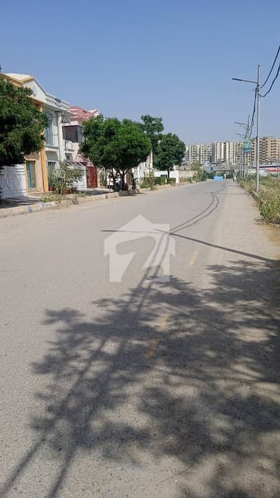 200 Square Yard Commercial Plot For Sale In Gulshan E Roomi.