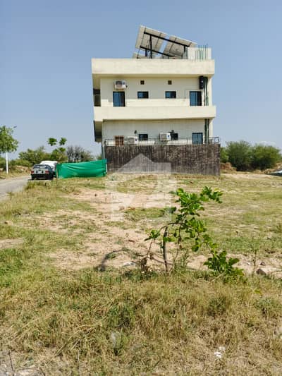 I Am Selling 7 Marla Residencial Plot In Block R, Gulberg Residencia Islamabad