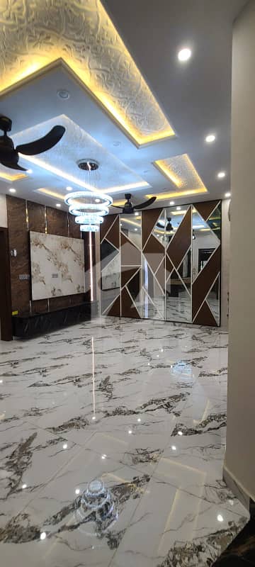 10 MARLA BRAND NEW HOUSE AVAILBLE FOR SALE AT TALHA BLOCK BAHRIA TOWN LAHORE