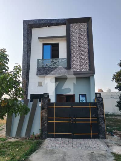 Prime Location 3 Marla House For sale In Beautiful Budla Road