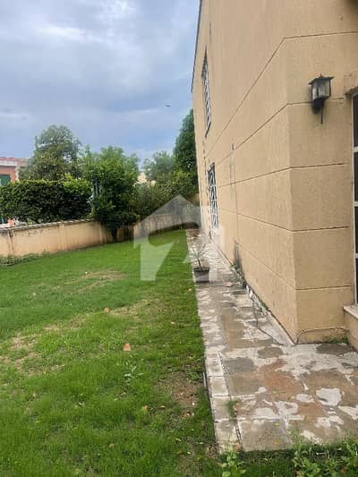 18 Marla Safari Villas for Sale in Bahria Town