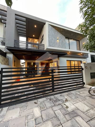 10 Marla Modern Elevation Brand New House Available For Sale Just 30 Scnd Drive From The Main Gate!!