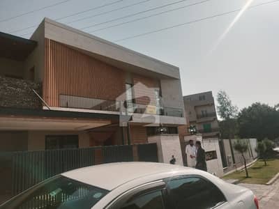 55 Marla Land 1.8 Kanal Constructed House for Sale in Bahria Town | Extra Land 30 Marla