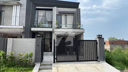 10 Marla Premium Home with Top Floor Garden | Formanites Housing Scheme