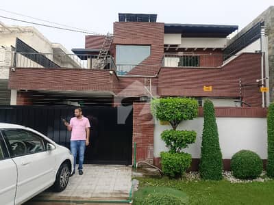 DHA phase 3 fully furnished 10marla house 4beds only 6.5 lac