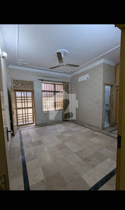 1 Kanal Upper Portion For Rent