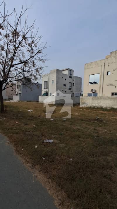 Plot No Near 1158 Close to Main 120Feet Road Builder Location