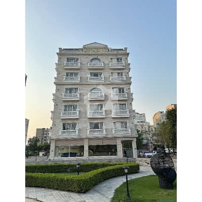 500 Square Feet Modern 1 Bed Fully Furnished Apartment Is Available For Rent In Bahria Town Sector E Lahore