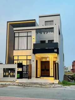 5 MARLA LUXURIOUS HOUSE FOR SALE 5 MARLA LUXURIOUS HOUSE FOR SALE