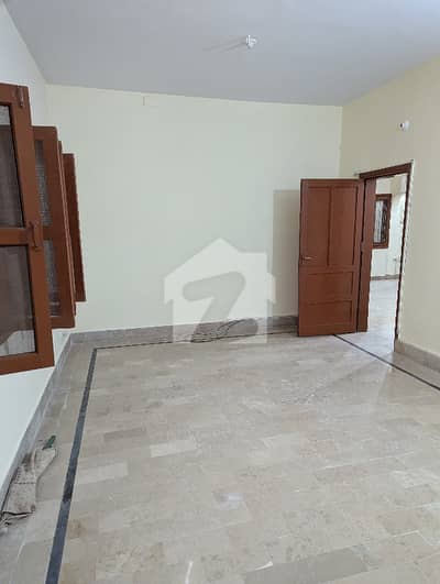 500 Yards Double Storey Independent 6 Bed Dd 2 Kitchen Parking Green Lawn