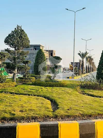 پارک ویو سٹی ۔ پلاٹینم بلاک پارک ویو سٹی,لاہور میں 10 مرلہ رہائشی پلاٹ 1.05 کروڑ میں برائے فروخت۔