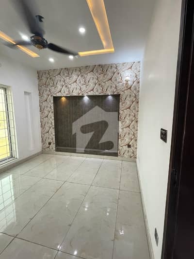 5 Marla Slightly Used House For Sale 5 Marla Slightly Used House For Sale