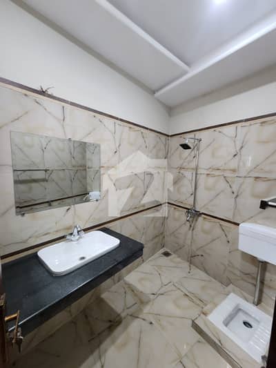 Well-Lit 5 Marla Upper Portion for Rent in Pak Arab Housing Society