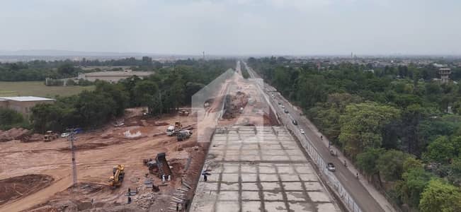 مارگلہ آرچرڈ اسلام آباد میں 5 کنال رہائشی پلاٹ 30.0 کروڑ میں برائے فروخت۔
