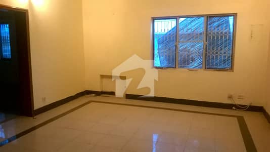F 11/2 30x70 house for sale