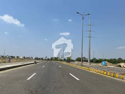 ڈی ایچ اے فیز9 پریزم - بلاک ایچ ڈی ایچ اے فیز9 پریزم,ڈی ایچ اے ڈیفینس,لاہور میں 1 کنال رہائشی پلاٹ 2.4 کروڑ میں برائے فروخت۔ ڈی ایچ اے فیز9 پریزم - بلاک ایچ ڈی ایچ اے فیز9 پریزم,ڈی ایچ اے ڈیفینس,لاہور میں 1 کنال رہائشی پلاٹ 2.4 کروڑ میں برائے فروخت۔