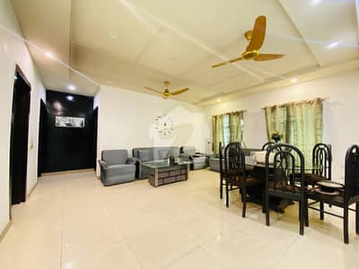 12 Marla Luxurious House For Sale In Abdullah Garden Ayesha Block East Canal Road Faisalabad