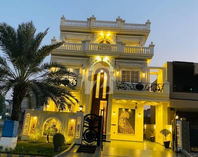 10 Marla beautiful house for sale in Citi housing Gujranwala