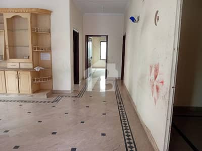 Elegant 1 Kanal Upper Portion For Rent Lower Locked DHA Phase 4