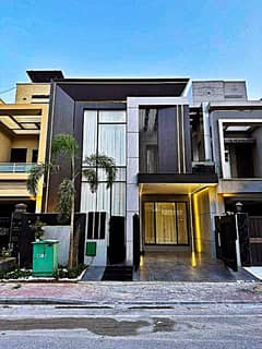 3 Years Installment Plan Luxury 5 Marla Brand New House In Park View City Lahore 3 Years Installment Plan Luxury 5 Marla Brand New House In Park View City Lahore
