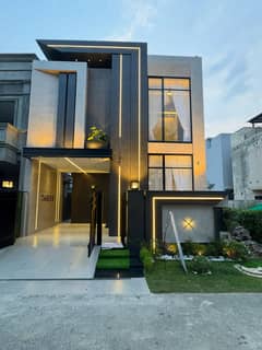 3 Years Installment Plan Luxury 5 Marla Brand New House In Park View City Lahore