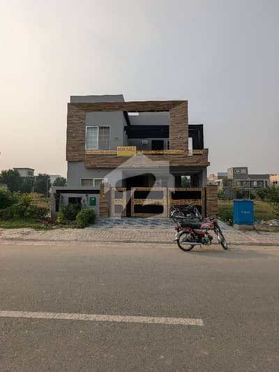 8 Marla Brand New House For Sale Very Hote Location 80 Feet Road 8 Marla Brand New House For Sale Very Hote Location 80 Feet Road