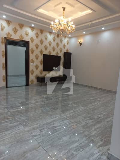 10 Marla Brand New House For Sale in Overseas Enclave Bahria Town Lahore