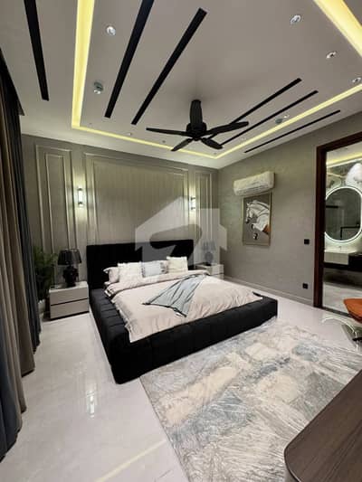 1 Kanal Top Quality Build Luxurious Beautiful Modern Design Villa For Sale In DHA Lahore Phase 6