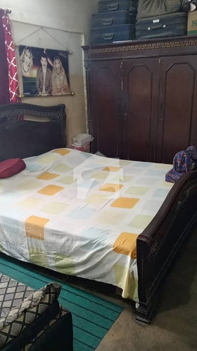 FLAT AVAILABLE FOR SALE F. B. AREA BL. 16 ZAHID SQUARE FLAT AVAILABLE FOR SALE F. B. AREA BL. 16 ZAHID SQUARE