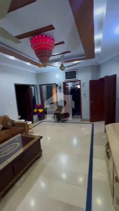 طارق گارڈنز لاہور میں 5 کمروں کا 10 مرلہ مکان 4.7 کروڑ میں برائے فروخت۔