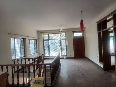 F10 Size 600 Upper Portion 2Beds New Bath Kitchen Rent 160000 Real Pic Near To Park