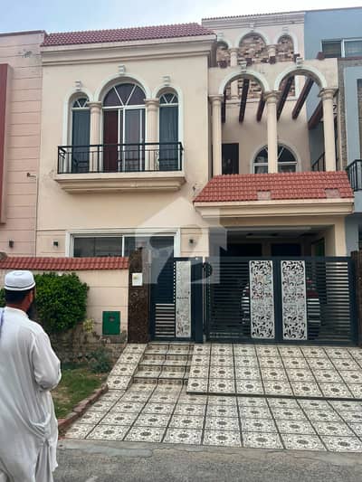 5 Marla Low Budget Slightly Used House Available For Sale In Bahria Orchard Phase 2 5 Marla Low Budget Slightly Used House Available For Sale In Bahria Orchard Phase 2