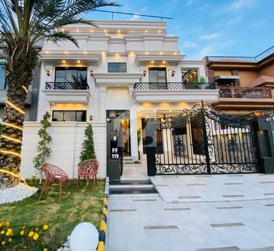 10 Marla luxury house available for sale in Citi housing Gujranwala block FF