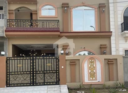 House Of 5 Marla Is Available In Contemporary Neighborhood Of Central Park Housing Scheme