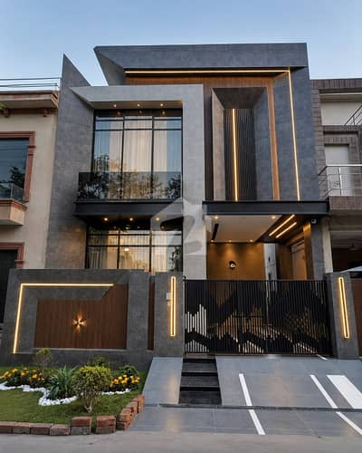Designer House 5 Marla Fully Furnished Ultra Modern Design Nwar Dolmen Mall Available For Sale